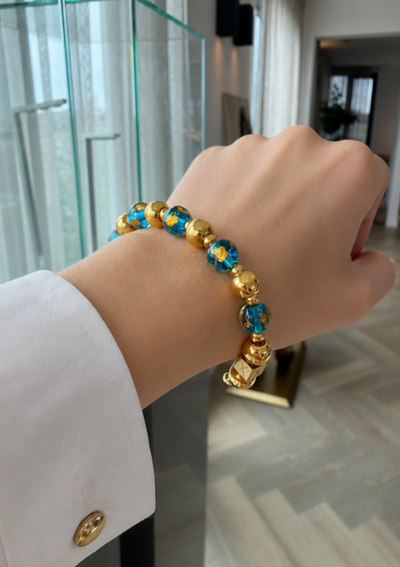 Azure Éclat Bangle