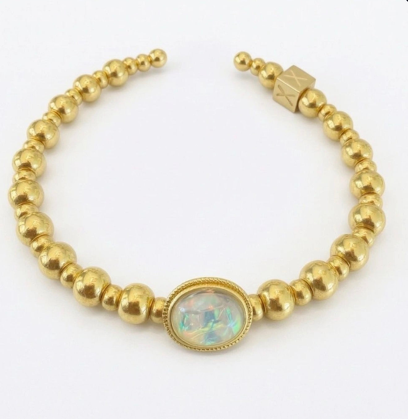 Aurora Pearl Bangle
