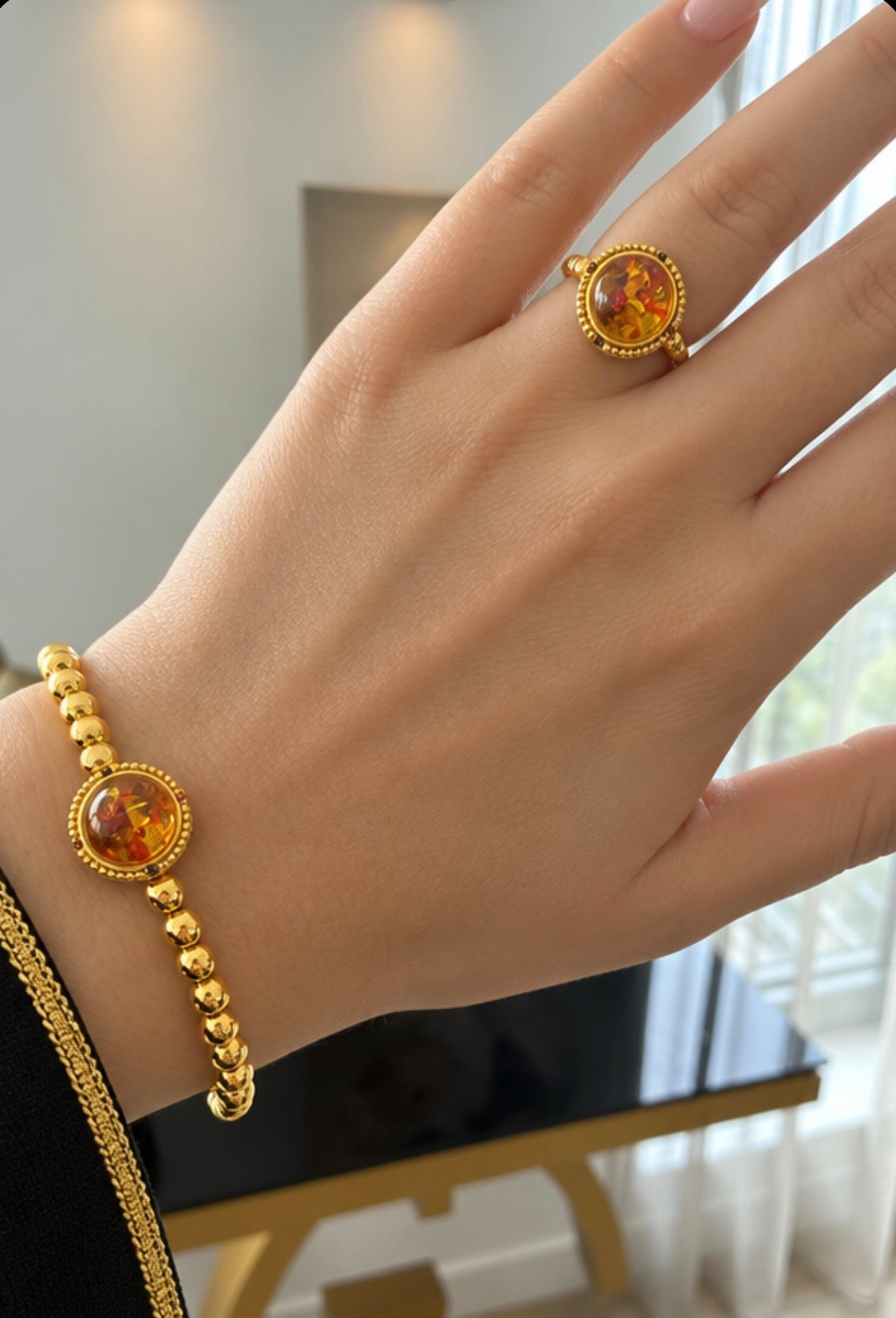 THE AMBER DUO — LIMITED GIFT EDITION