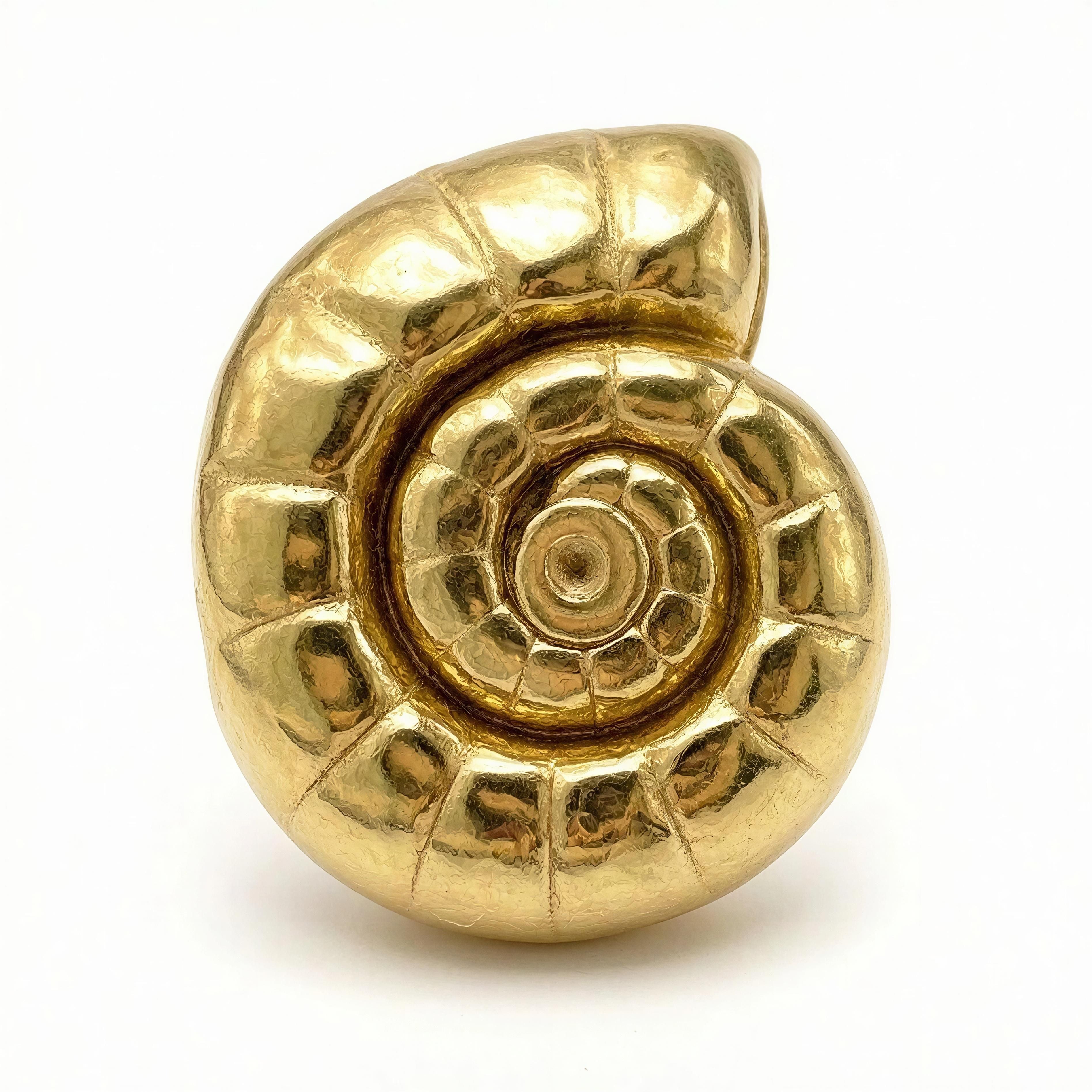 Nautilus Aureum